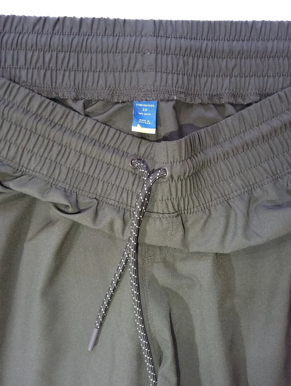 Old Navy Cargo‎ Shorts Mens Size 2X Olive Green Lightweight Performance Stretch